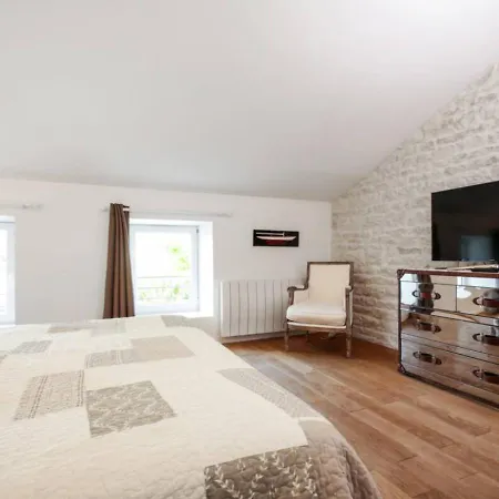 Villa Magnifique Charentaise Avec Piscine & Beau Jardin - Moderne & Confort - Wifi Gratuit