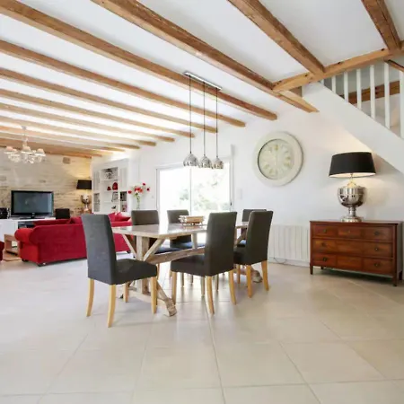 Magnifique Charentaise Avec Piscine&beau Jardin - Moderne&confort - Wifi Gratuit Villa Saint-Georges-du-Bois (Charente-Maritime)