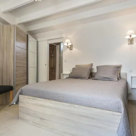 Magnifique Charentaise Avec Piscine&beau Jardin - Moderne&confort - Wifi Gratuit Saint-Georges-du-Bois (Charente-Maritime)