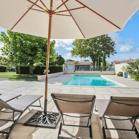 Вилла Magnifique Charentaise Avec Piscine & Beau Jardin - Moderne & Confort - Wifi Gratuit *