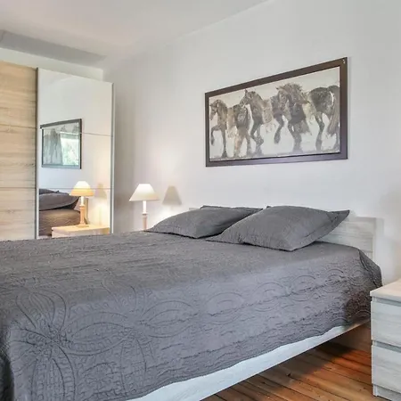 Magnifique Charentaise Avec Piscine&beau Jardin - Moderne&confort - Wifi Gratuit Villa *